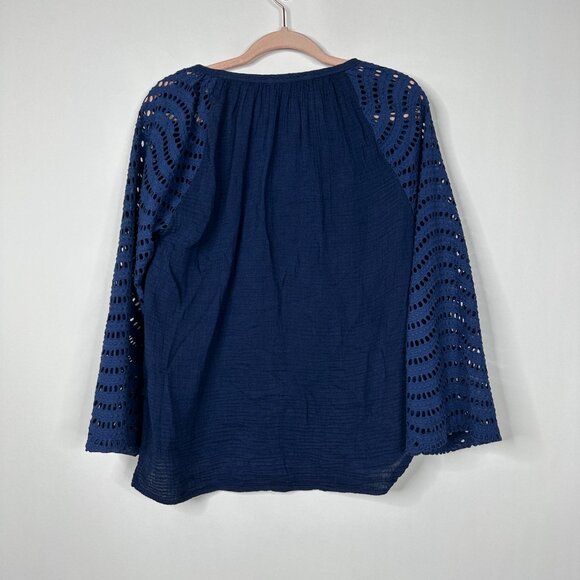 2/$24 Red Haute Crochet Pointelle-Knit Sleeve Blouse Navy XS #A0259 TRB2 - Picture 5 of 8